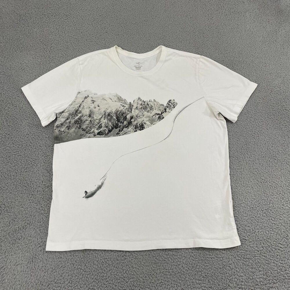 SOLD‎